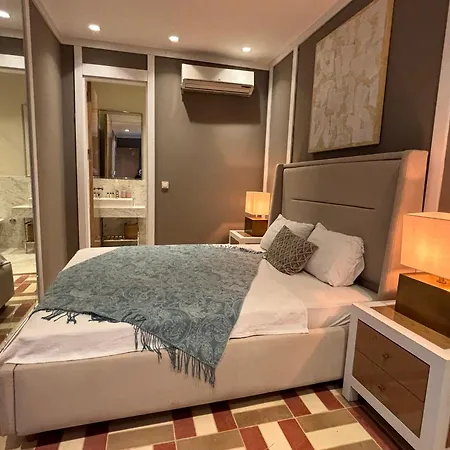 Root Redrock Yalıkavak