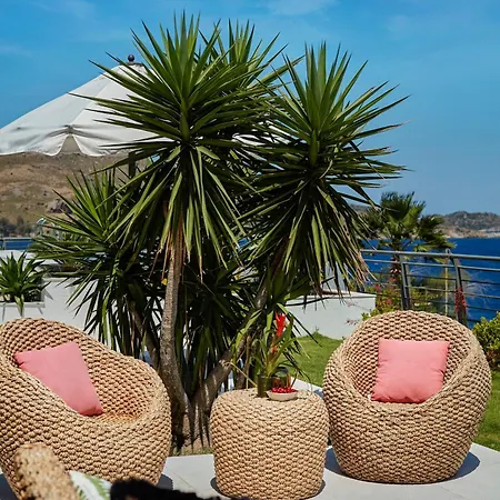 Villa Root Redrock