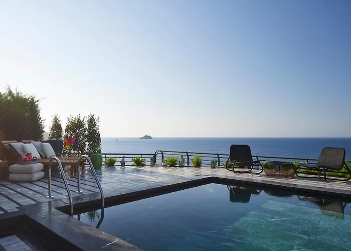 Root Redrock * Yalıkavak