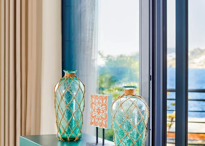 Root Redrock * Yalıkavak