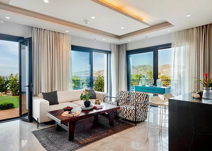 Root Redrock Yalıkavak