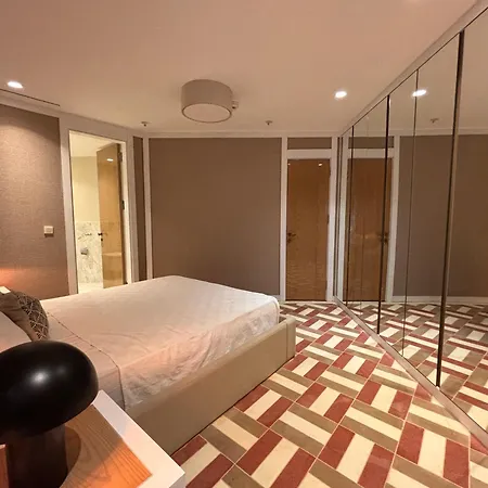 Root Redrock Villa *